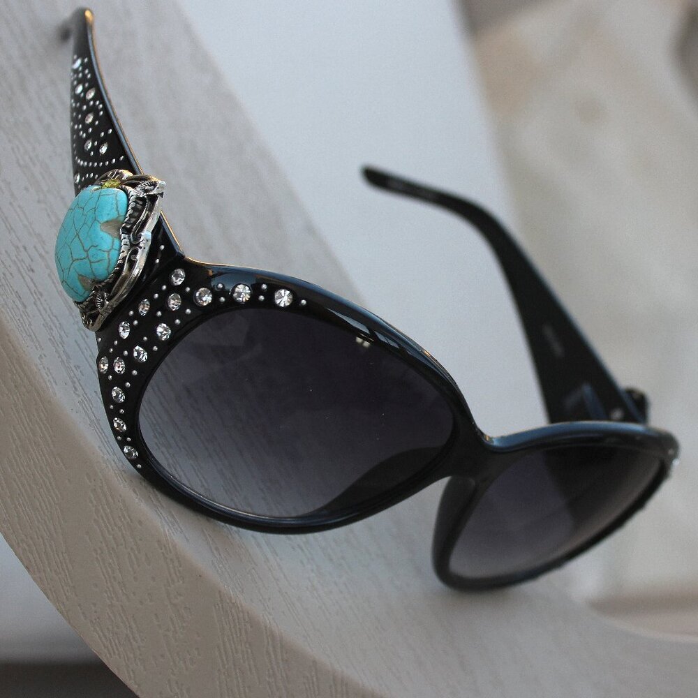 Montana West Sunglasses in Black w/Turquoise Flower Concho Accents